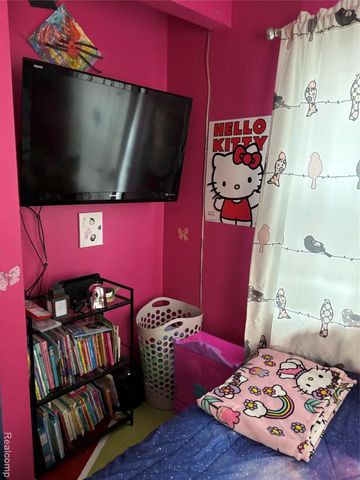 4665 Westpoint Street, Dearborn Heights, MI 48125