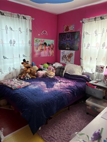 4665 Westpoint Street, Dearborn Heights, MI 48125