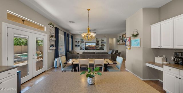 2843 E Lexington Court, Gilbert, AZ 85234