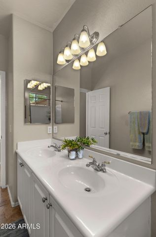 2843 E Lexington Court, Gilbert, AZ 85234