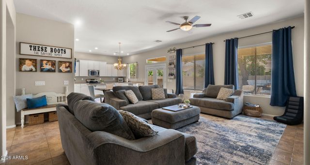 2843 E Lexington Court, Gilbert, AZ 85234