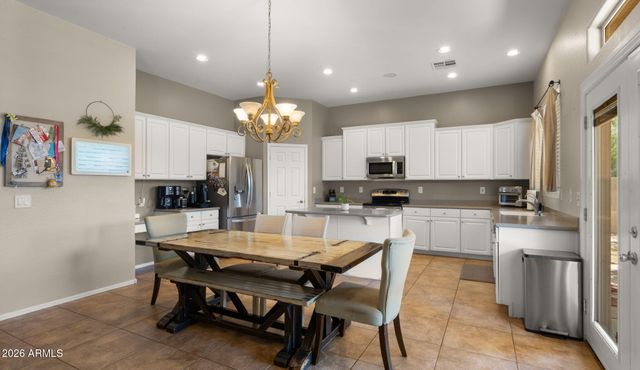 2843 E Lexington Court, Gilbert, AZ 85234