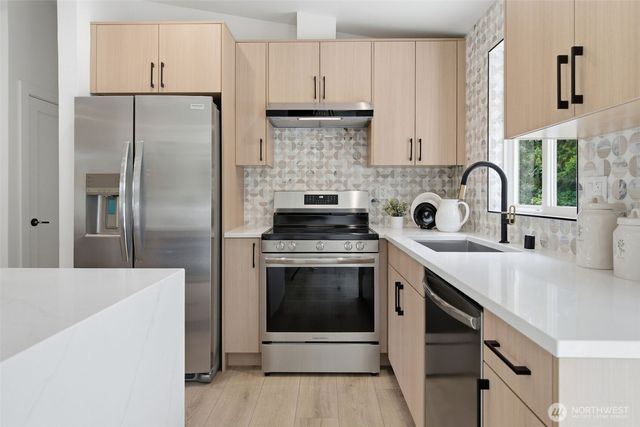 2330 171st Place SE, Bothell, WA 98012
