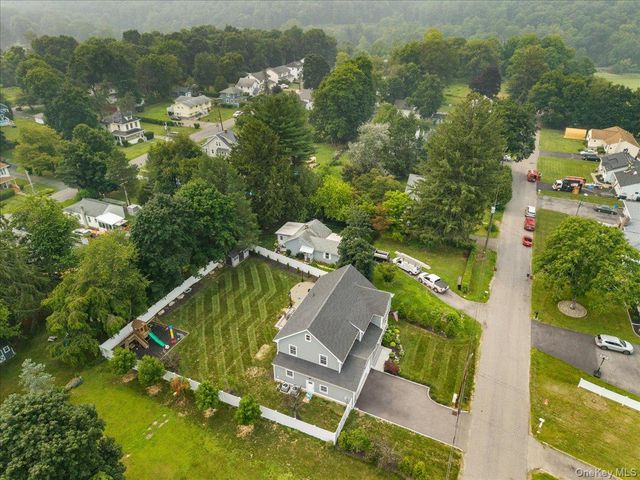9 Beverly Road, Cortlandt Manor, NY 10567