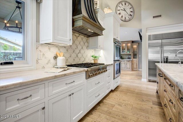 150 E WAGON WHEEL Drive, Phoenix, AZ 85020