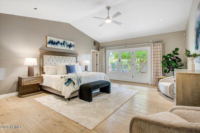 150 E WAGON WHEEL Drive, Phoenix, AZ 85020