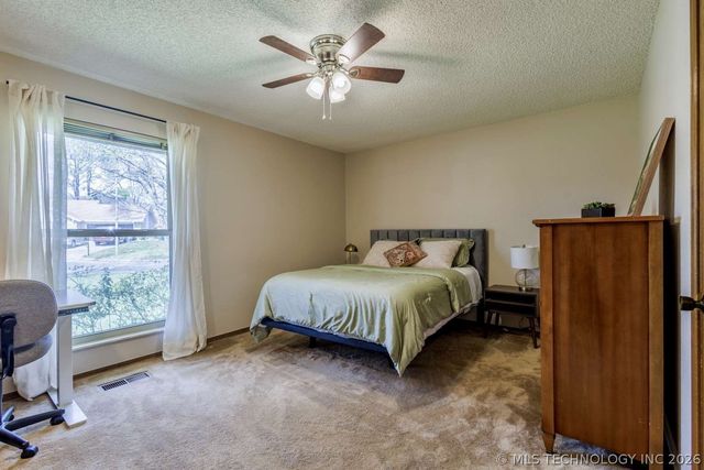 3720 E 82nd Court, Tulsa, OK 74137