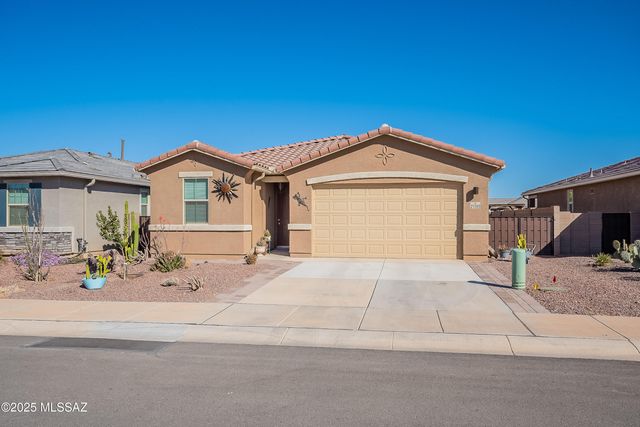 21388 E Charmaine Road, Red Rock, AZ 85145
