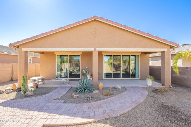 21388 E Charmaine Road, Red Rock, AZ 85145