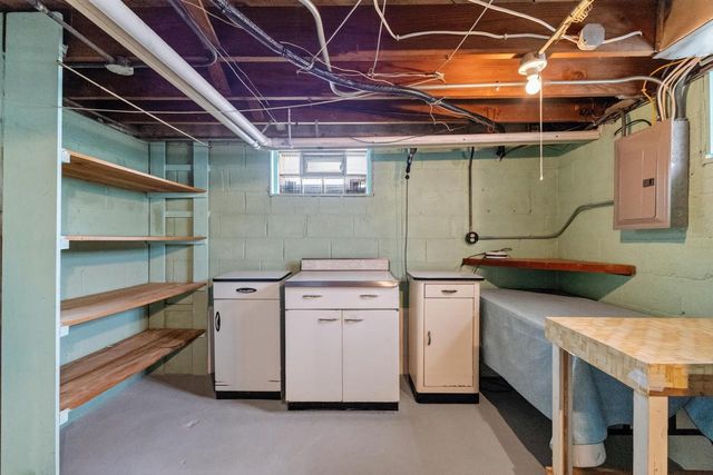 3579 S 14th STREET, Milwaukee, WI 53221