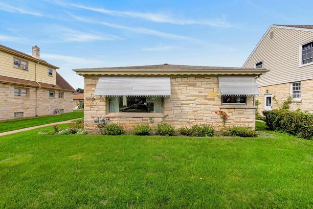 3579 S 14th STREET, Milwaukee, WI 53221