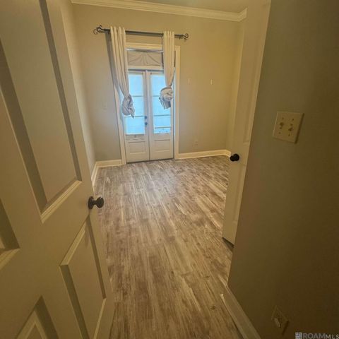 4218 Bluebonnet Rd, Baton Rouge, LA 70809