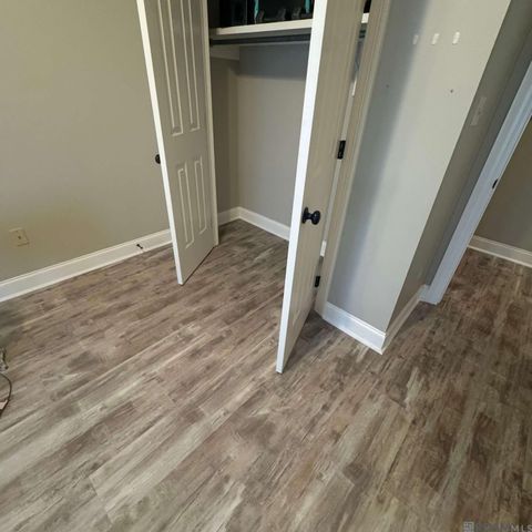 4218 Bluebonnet Rd, Baton Rouge, LA 70809