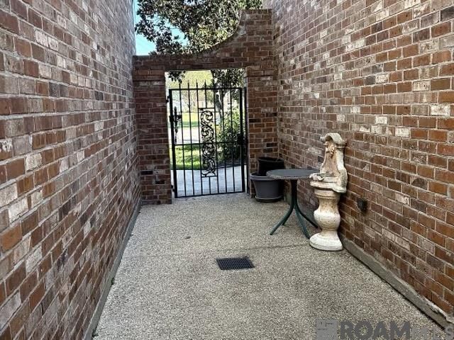 4218 Bluebonnet Rd, Baton Rouge, LA 70809