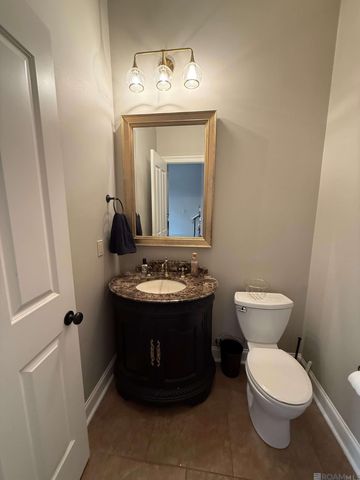 4218 Bluebonnet Rd, Baton Rouge, LA 70809