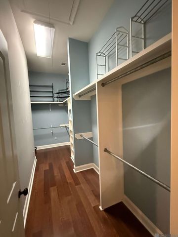 4218 Bluebonnet Rd, Baton Rouge, LA 70809