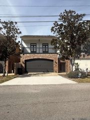 4218 Bluebonnet Rd, Baton Rouge, LA 70809