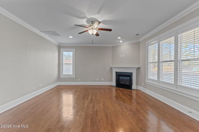 221 Friendly Lane, Wilmington, NC 28409