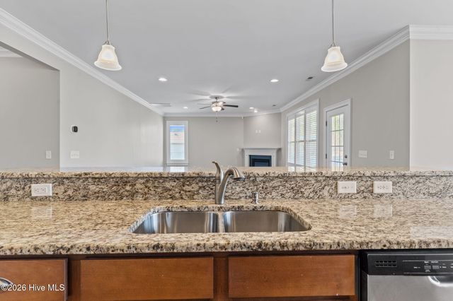 221 Friendly Lane, Wilmington, NC 28409