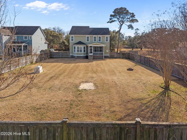 221 Friendly Lane, Wilmington, NC 28409