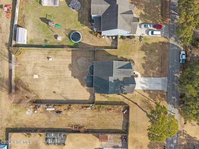 221 Friendly Lane, Wilmington, NC 28409