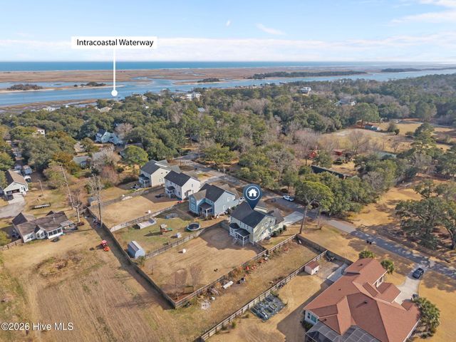 221 Friendly Lane, Wilmington, NC 28409