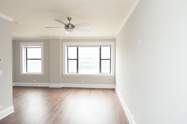 817 W Lakeside Place 510, Chicago, IL 60640