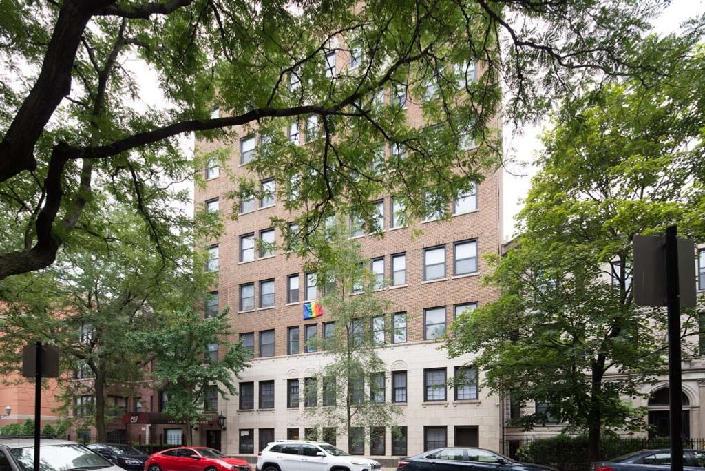 817 W Lakeside Place 510, Chicago, IL 60640