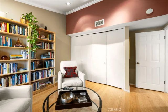 5835 Fairhaven, Woodland Hills, CA 91367