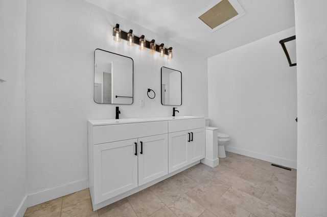 907 W Maxwell Ave, Spokane, WA 99201