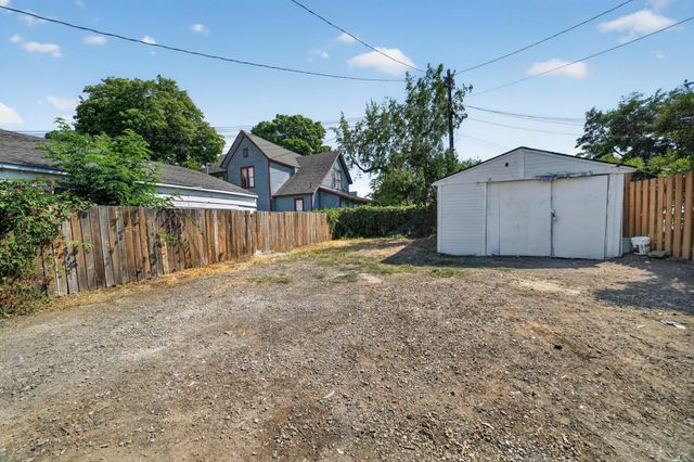 907 W Maxwell Ave, Spokane, WA 99201