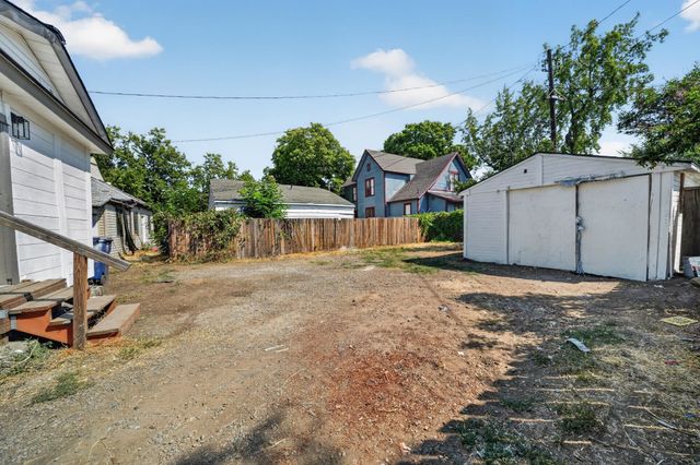 907 W Maxwell Ave, Spokane, WA 99201