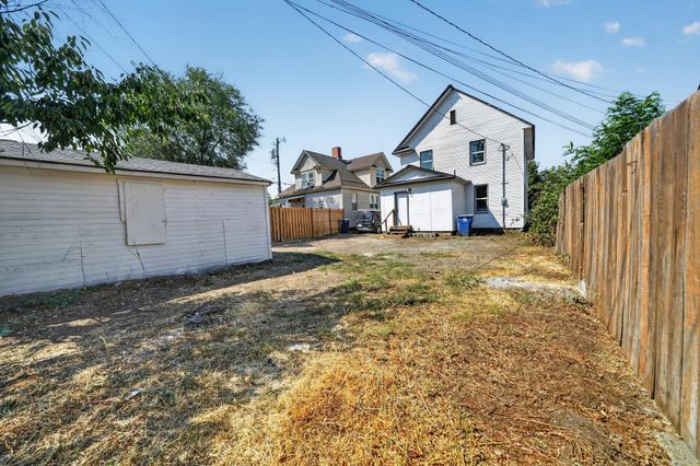 907 W Maxwell Ave, Spokane, WA 99201