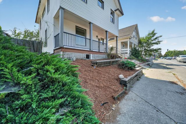 907 W Maxwell Ave, Spokane, WA 99201