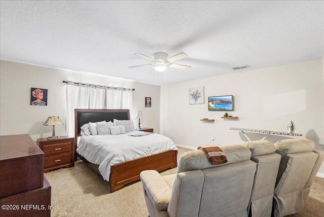 8845 MERSEYSIDE Avenue, Jacksonville, FL 32219