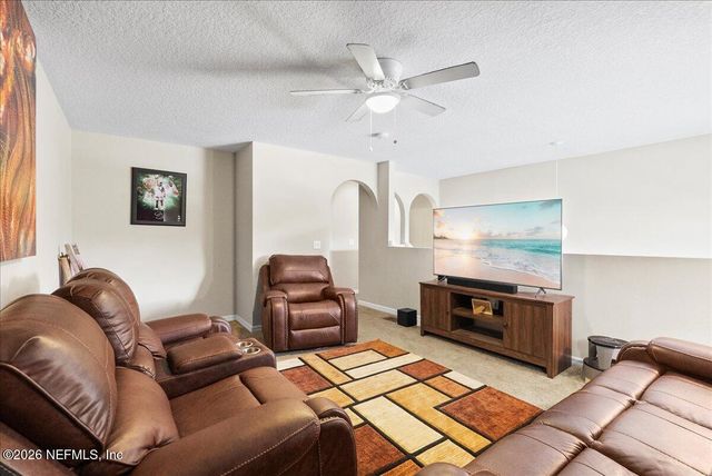 8845 MERSEYSIDE Avenue, Jacksonville, FL 32219
