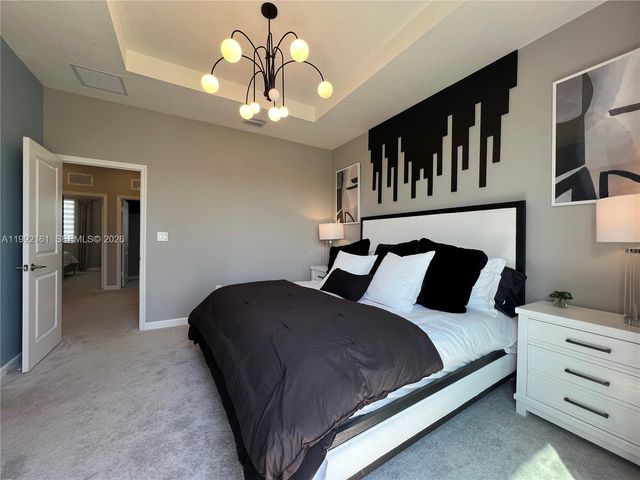 680 SE 13th Ct, Homestead, FL 33034