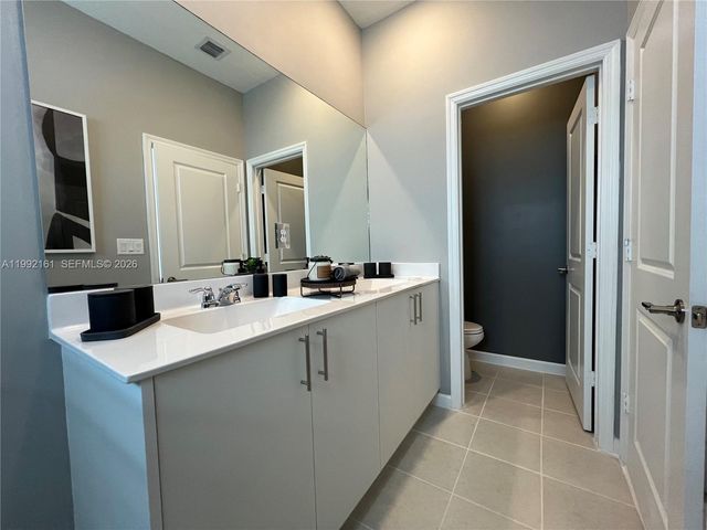 680 SE 13th Ct, Homestead, FL 33034