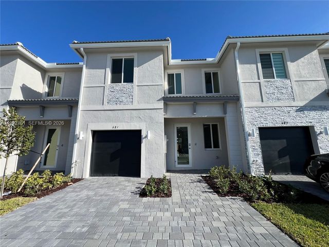 680 SE 13th Ct, Homestead, FL 33034