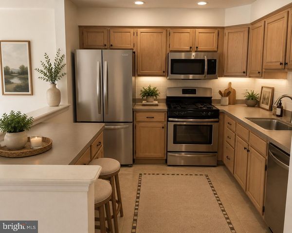 922 GLACKENS LN, Wilmington, DE 19808