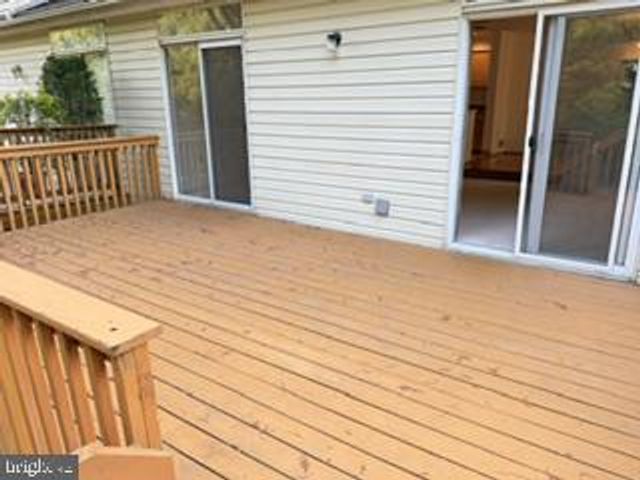 922 GLACKENS LN, Wilmington, DE 19808