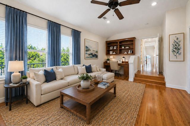 6709 Westchester Avenue, West University Place, TX 77005