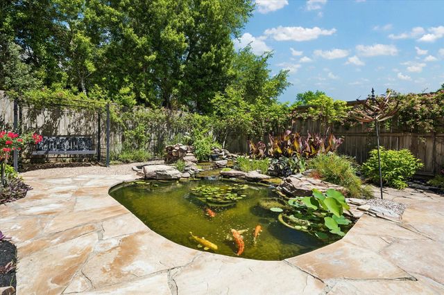 6709 Westchester Avenue, West University Place, TX 77005
