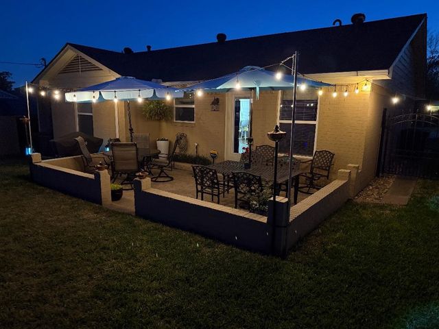 846 Peavy Road, Dallas, TX 75218