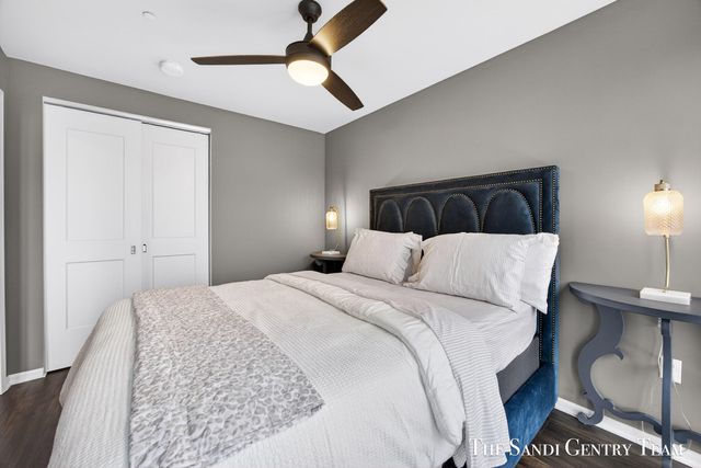 110 W Savidge Street 204, Spring Lake Vllg, MI 49456