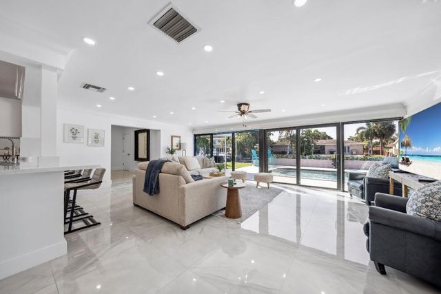 1231 NE 28th Avenue, Pompano Beach, FL 33062