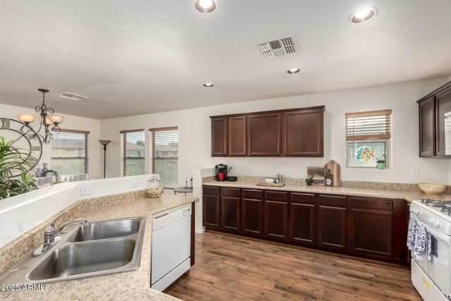 40333 W MOLLY Lane, Maricopa, AZ 85138