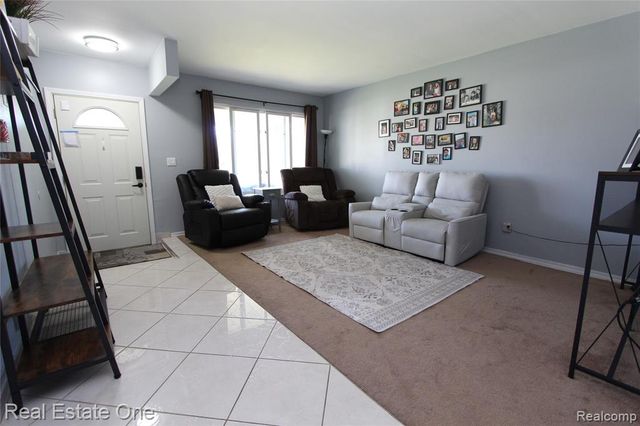 27015 Arden Park Circle, Farmington Hills, MI 48334