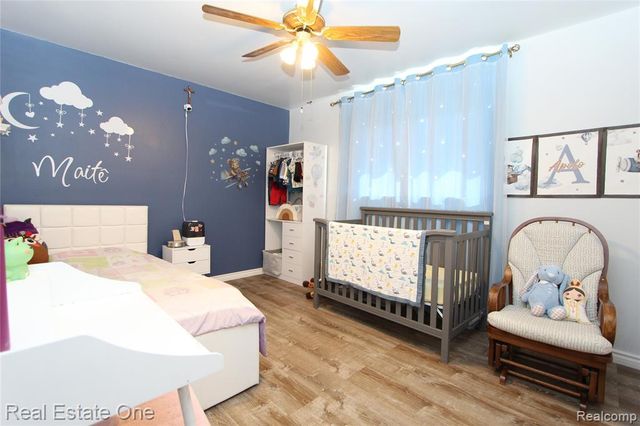 27015 Arden Park Circle, Farmington Hills, MI 48334