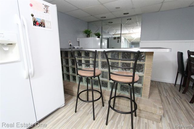 27015 Arden Park Circle, Farmington Hills, MI 48334